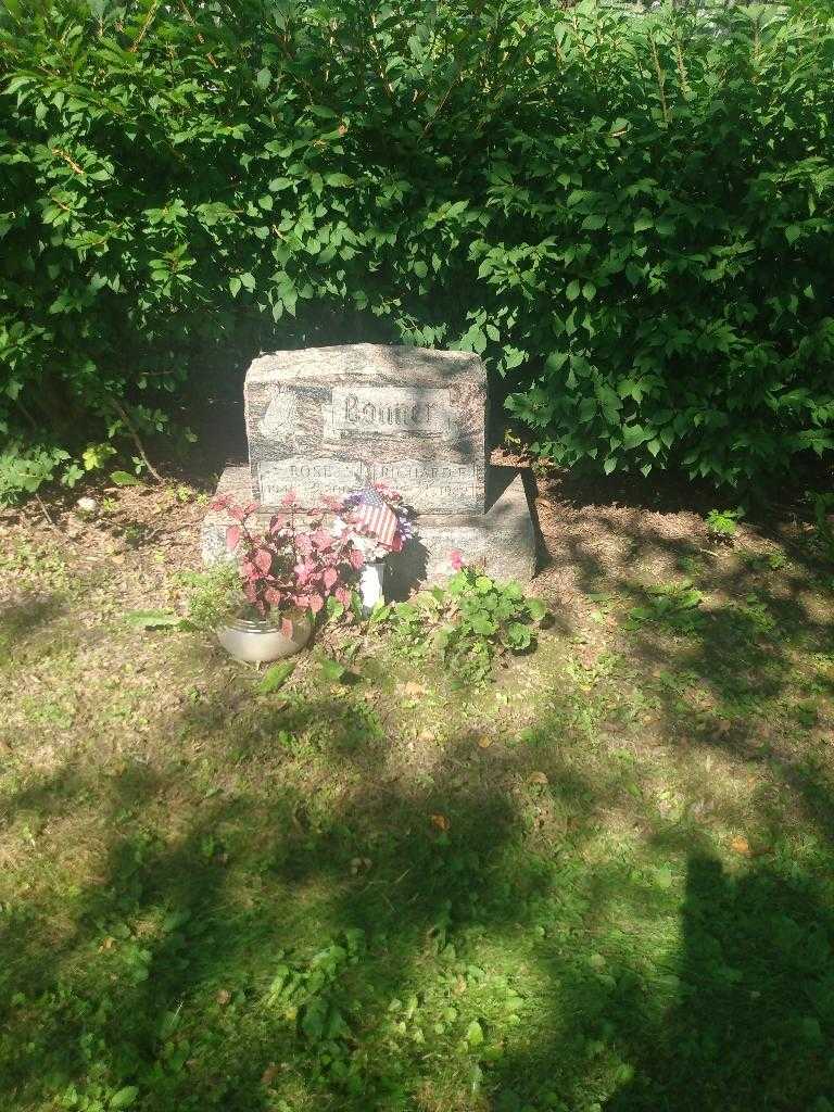 Rose Bonner's grave. Photo 1