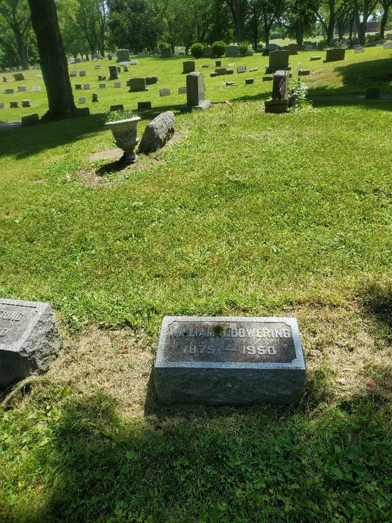 William I. Bowering's grave. Photo 1