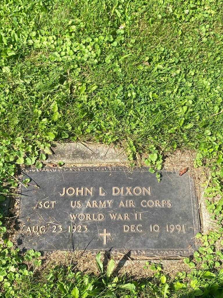 John L. Dixon's grave. Photo 3