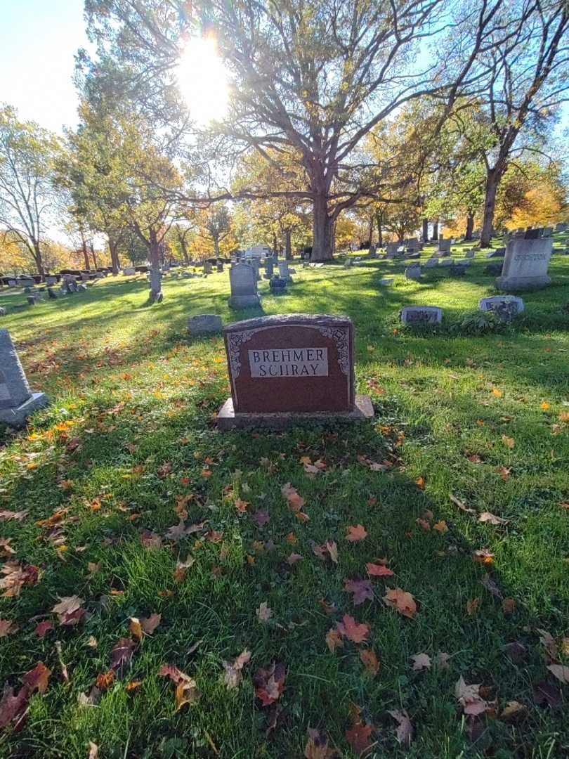 Barbara Brehmer's grave. Photo 1