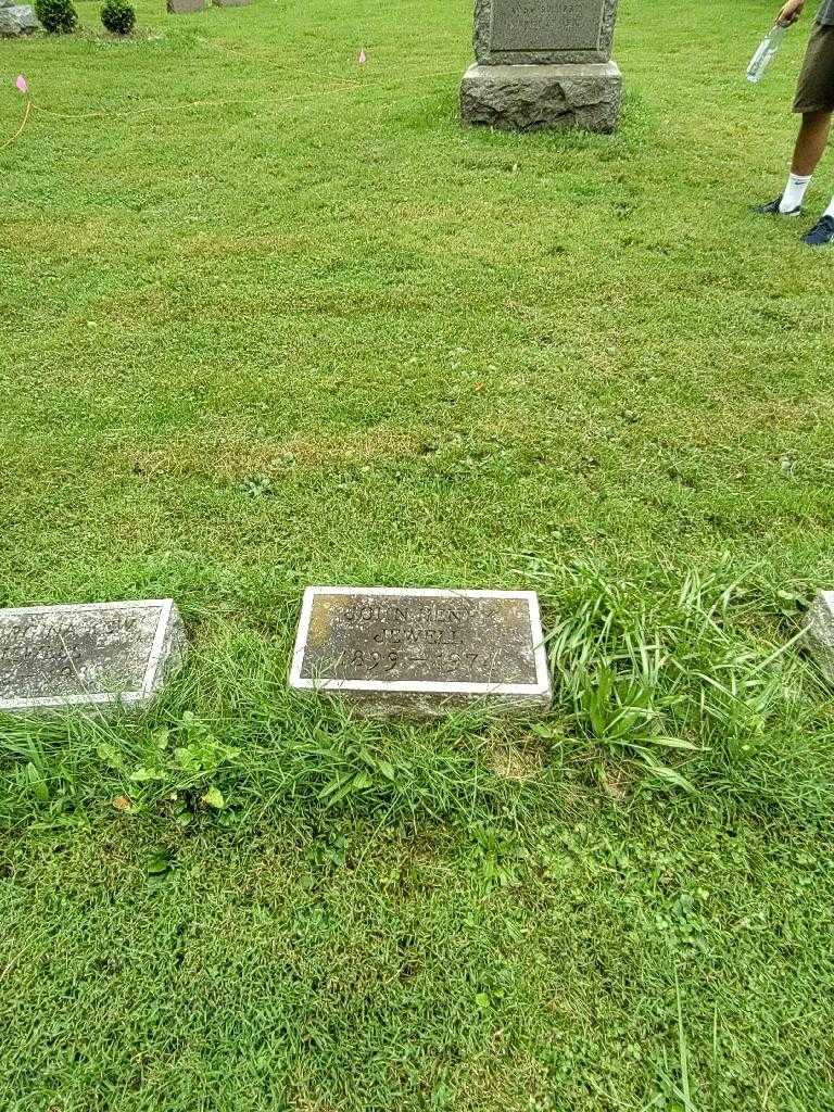 John Henry Jewell's grave. Photo 1