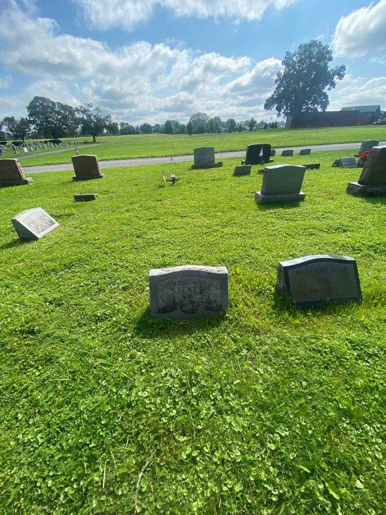 Mary Ann Salatte's grave. Photo 1
