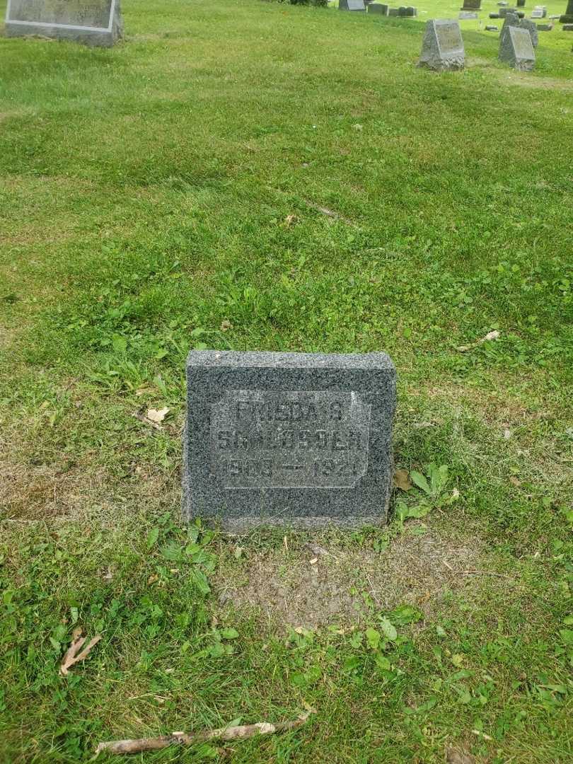 Frieda S. Schlosser's grave. Photo 2
