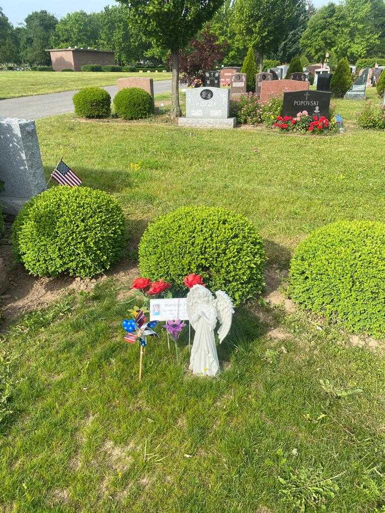 Marlene F. Milea's grave. Photo 2