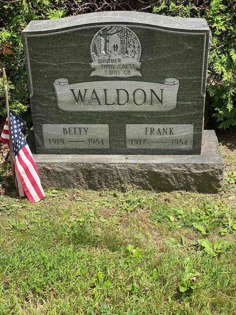 Betty Waldon's grave. Photo 3