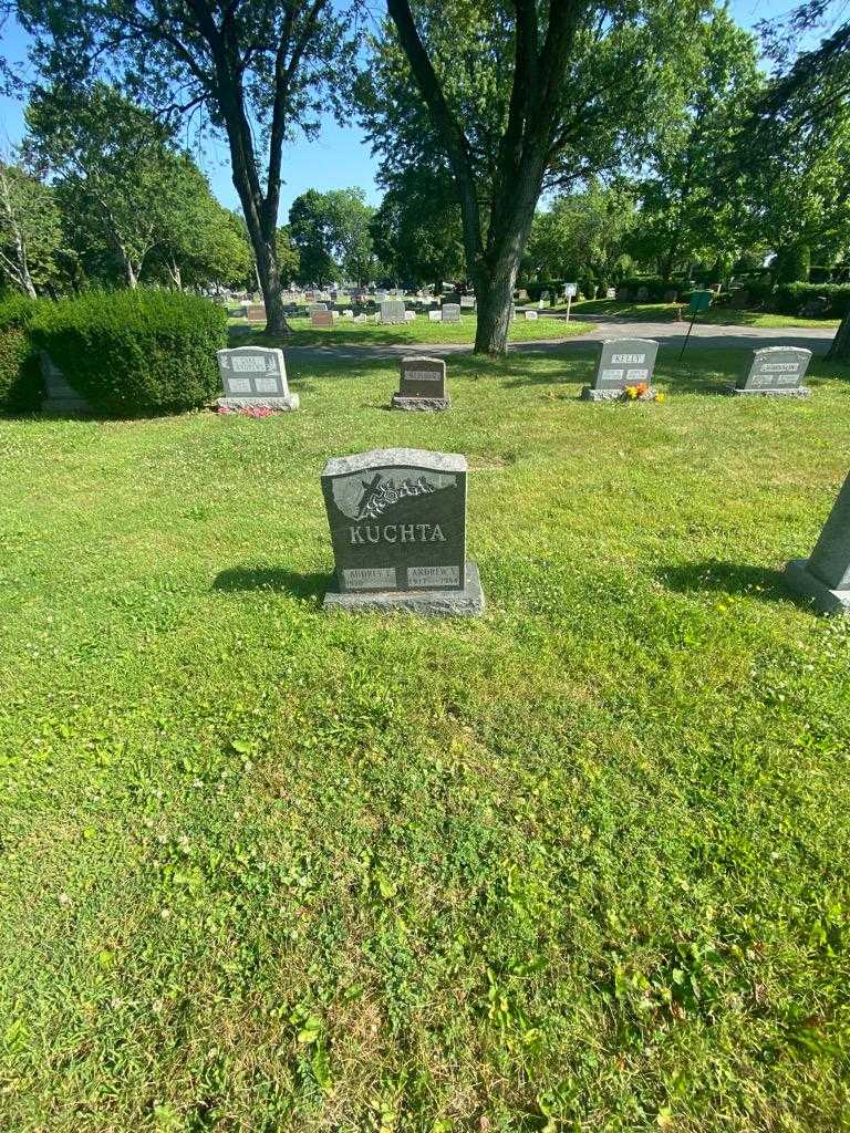 Andrew S. Kuchta's grave. Photo 1