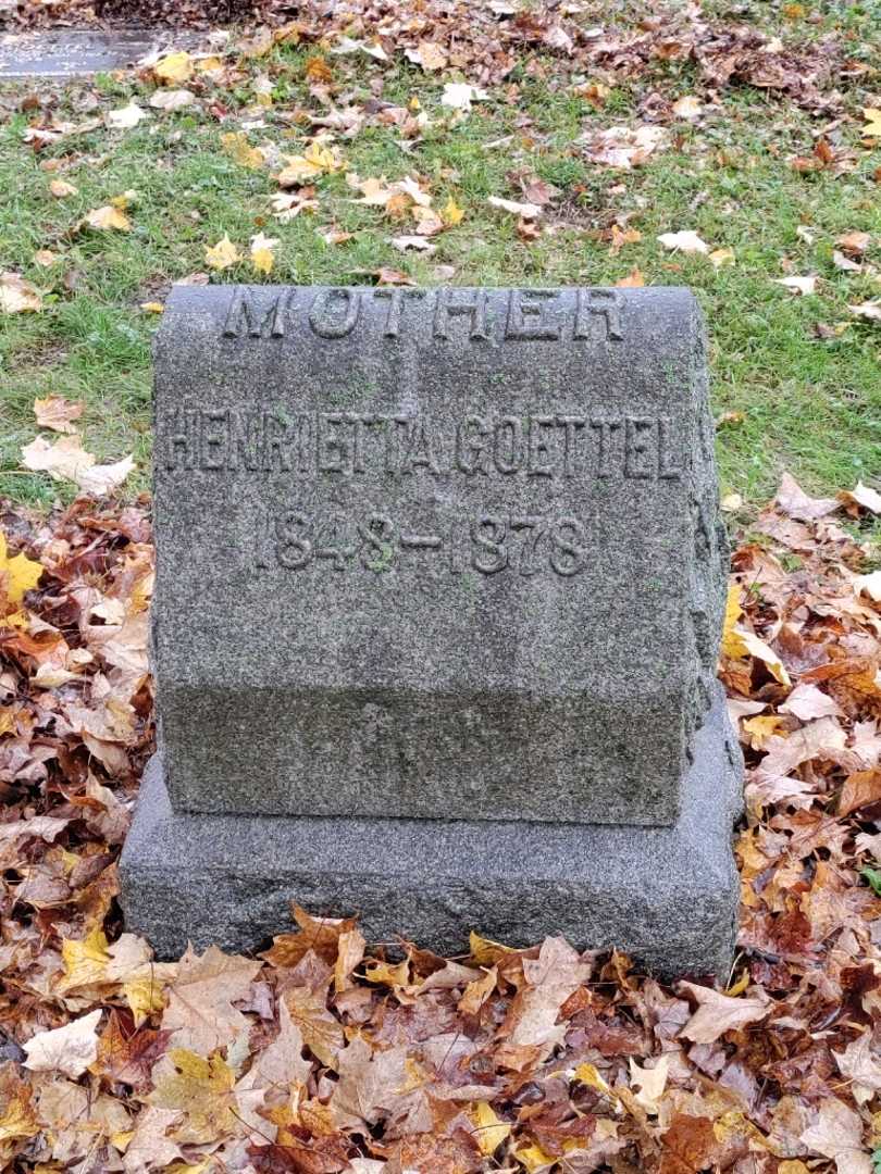 Henrietta Goettel's grave. Photo 3