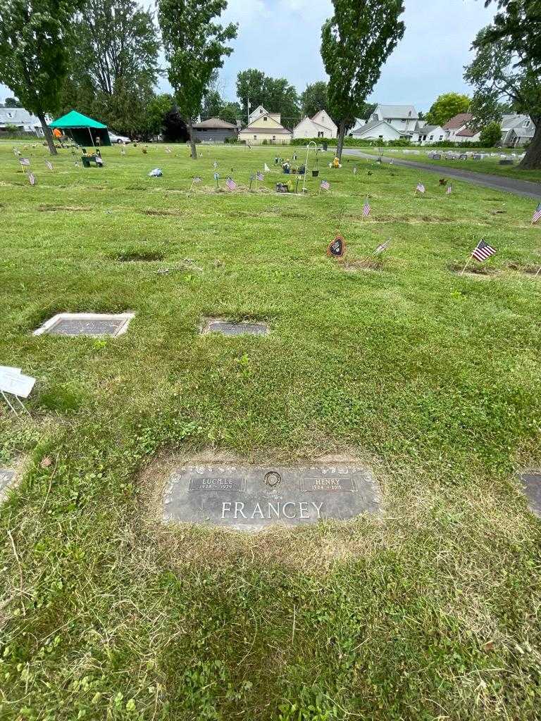 Henry Francey's grave. Photo 1