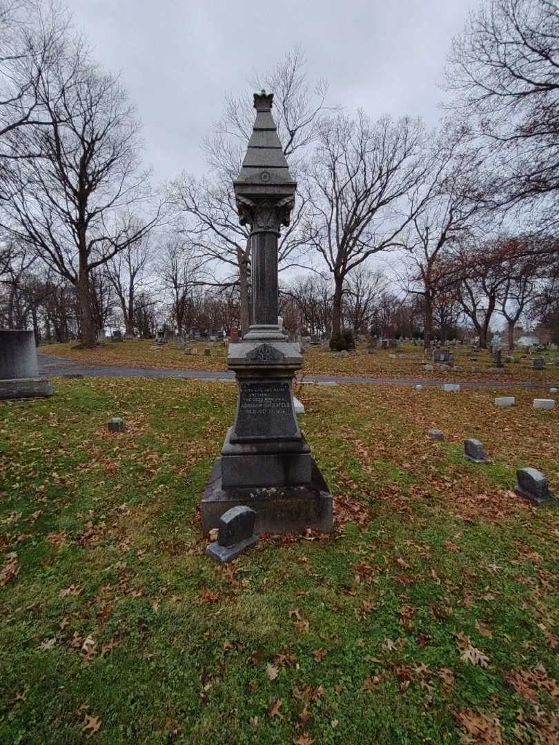 Abraham Schoenfeld's grave. Photo 1