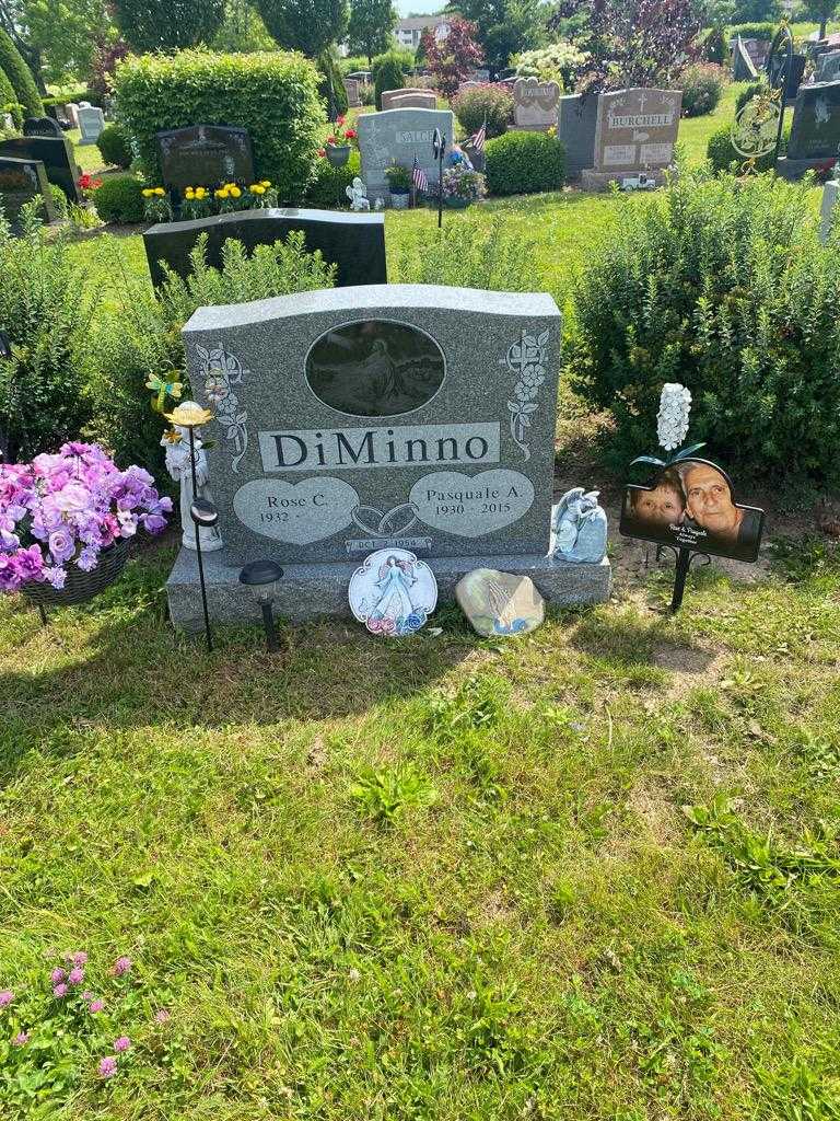 Pasquale A. DiMinno's grave. Photo 2
