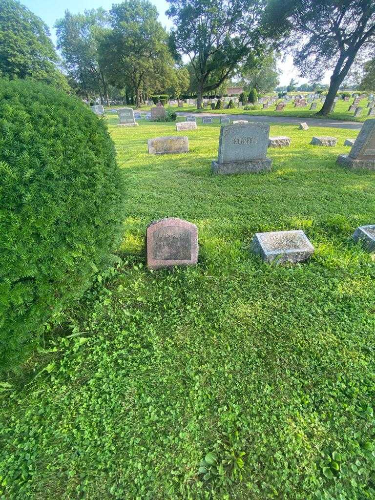 John "Butch" Horton Junior's grave. Photo 1