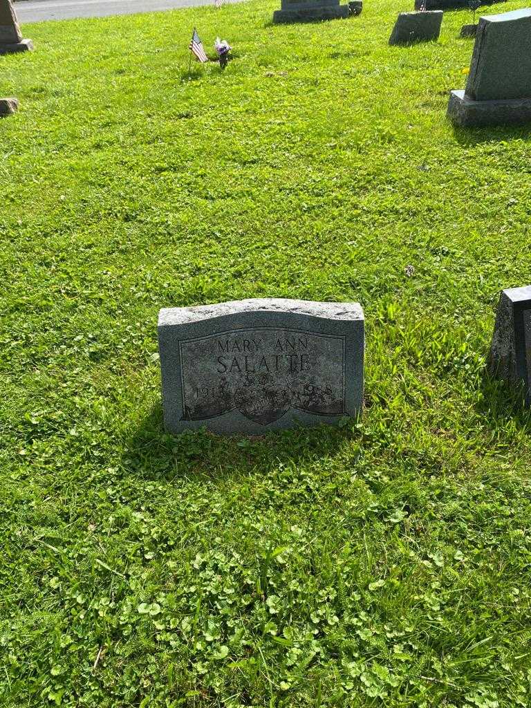 Mary Ann Salatte's grave. Photo 2