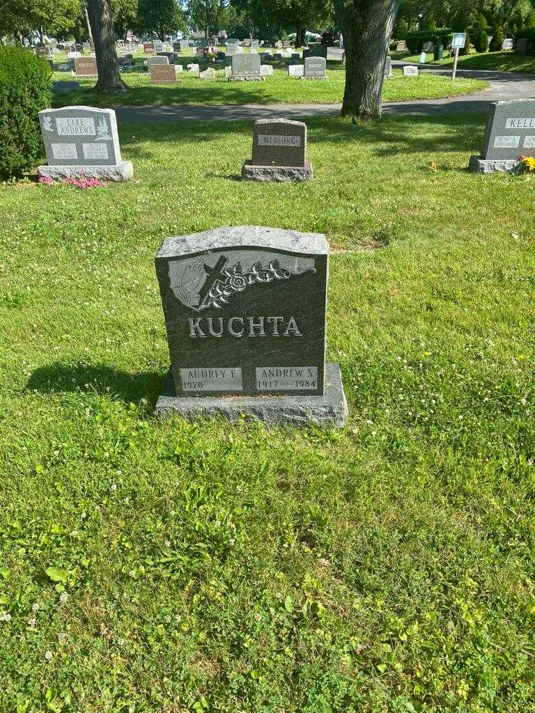 Andrew S. Kuchta's grave. Photo 2