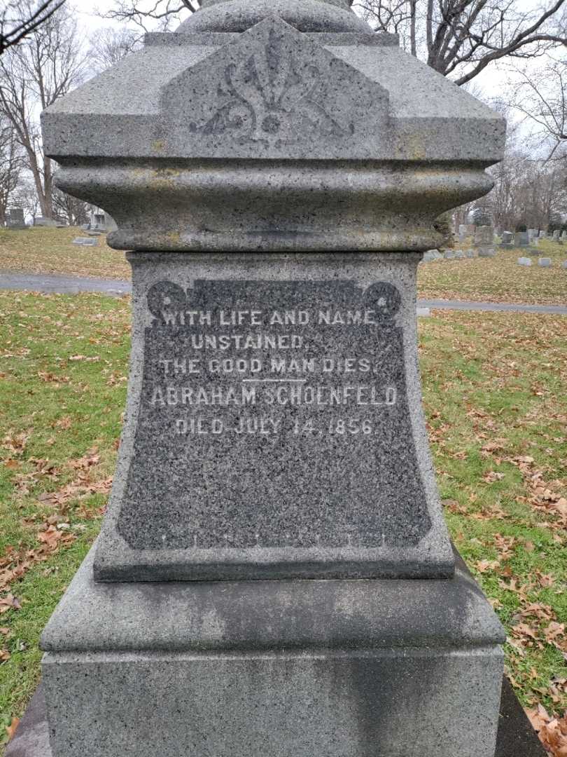 Abraham Schoenfeld's grave. Photo 3
