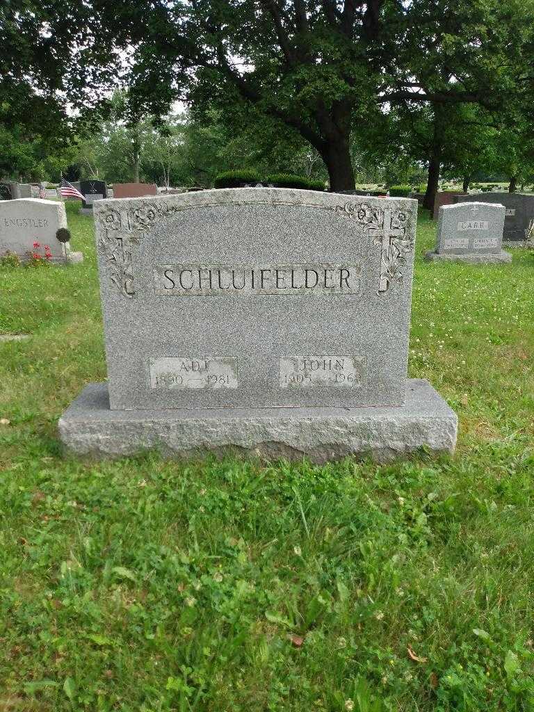 John Schluifelder's grave. Photo 1