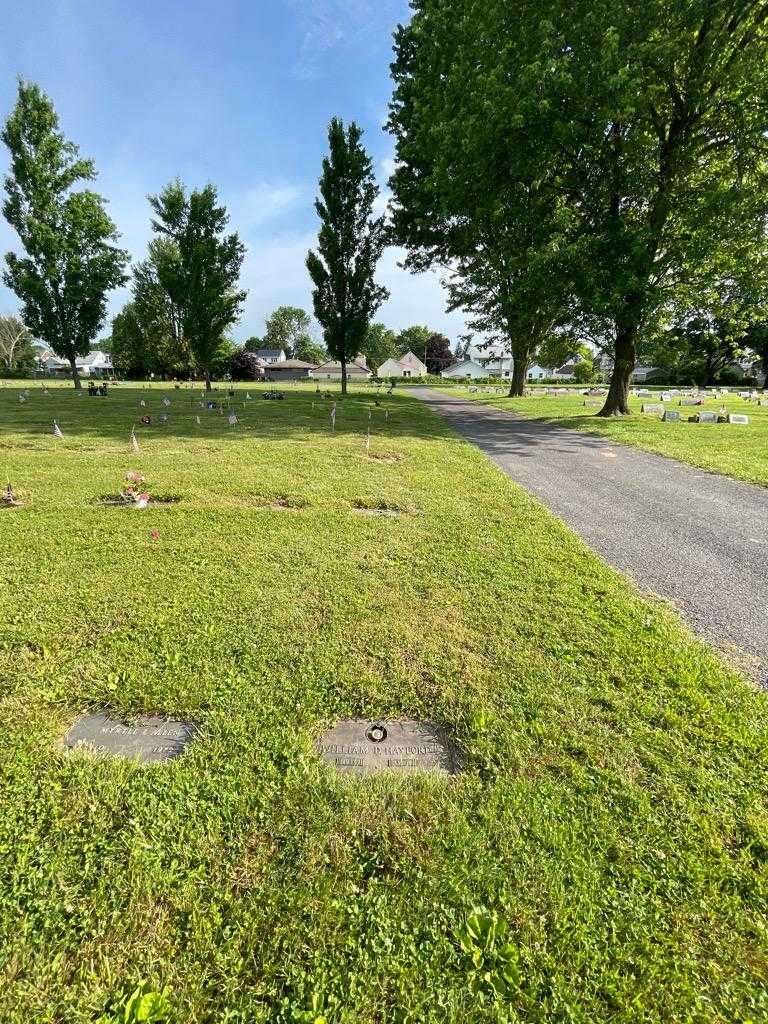 William D. Hayford's grave. Photo 2