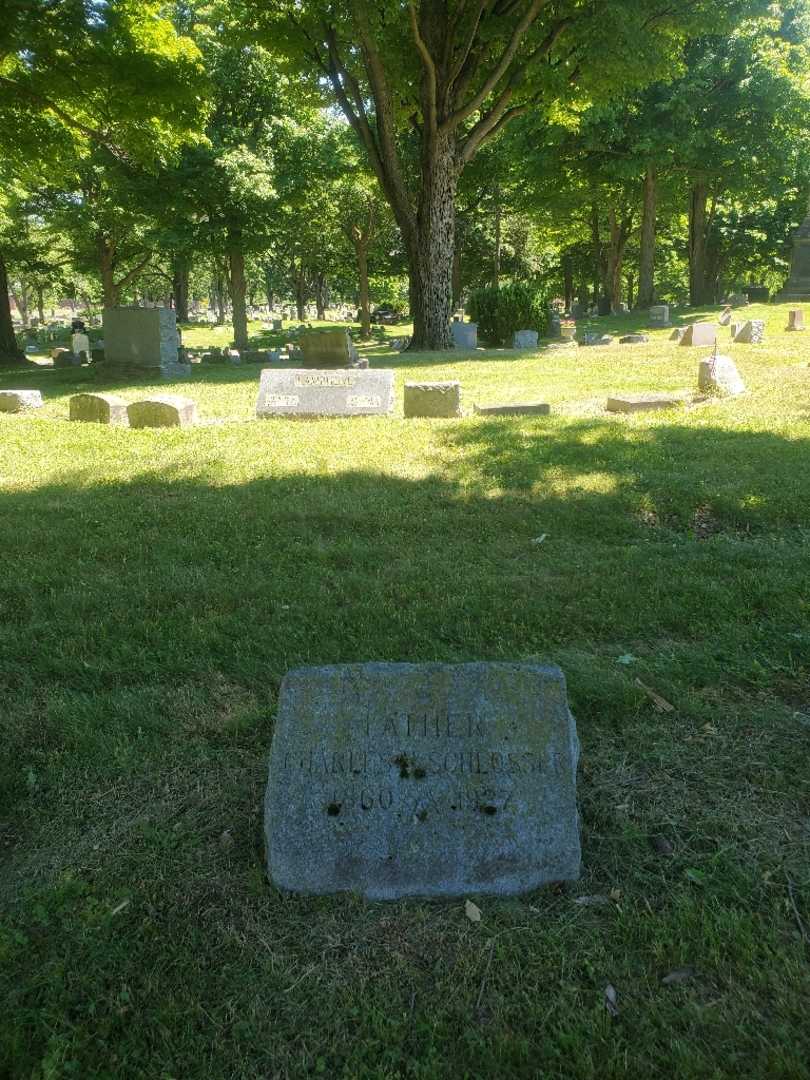 Charles H. Schlosser's grave. Photo 1