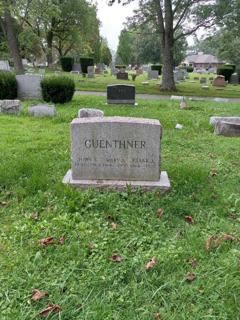 John L. Guenthner's grave. Photo 2