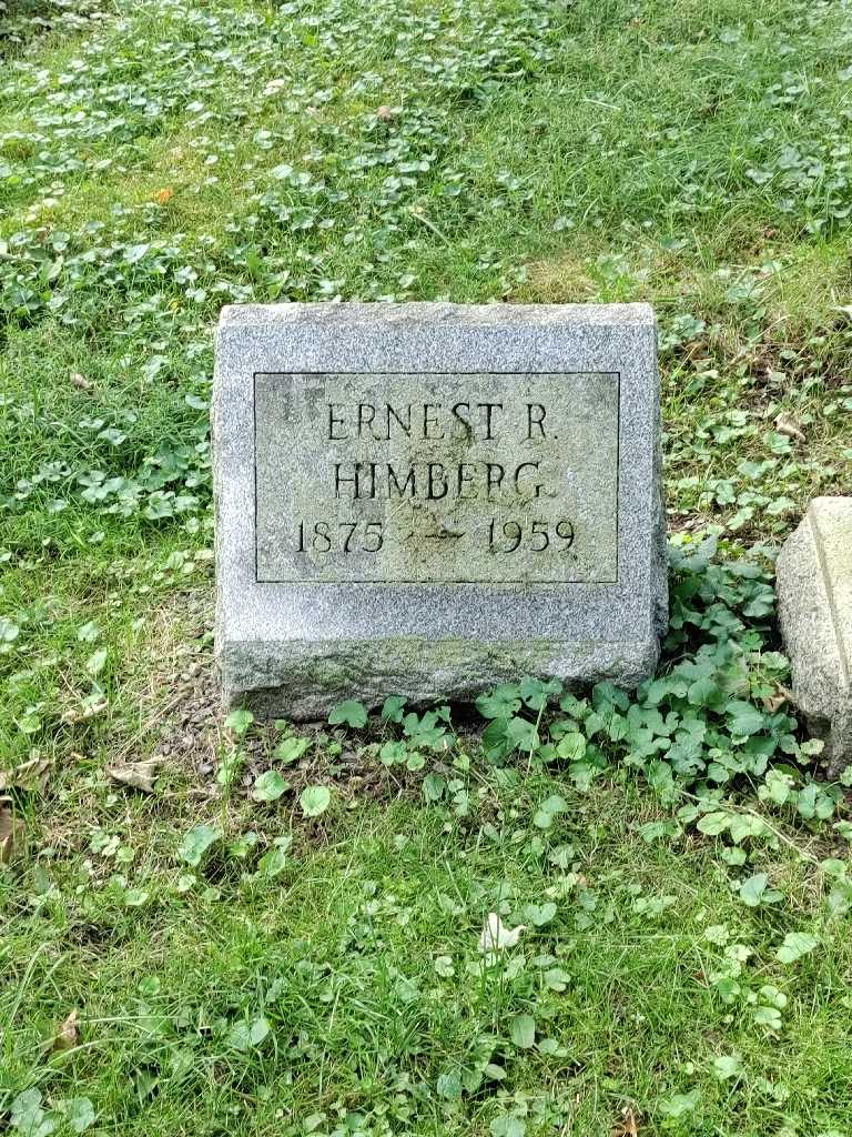 Ernest R. Himberg's grave. Photo 2