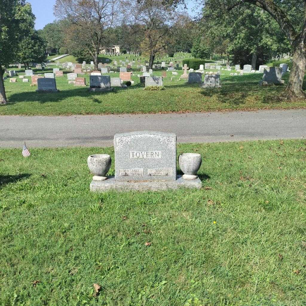 Michael Tovern's grave. Photo 2
