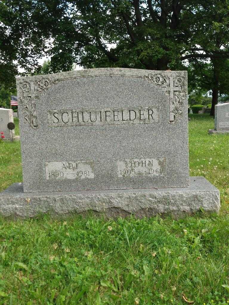 John Schluifelder's grave. Photo 2