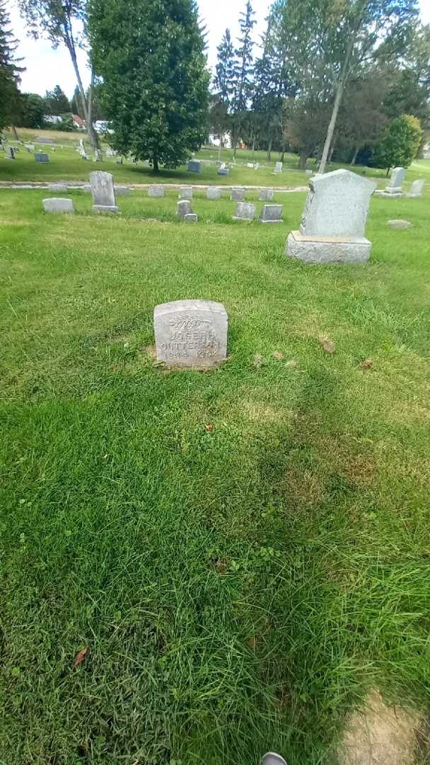 Joseph Outterson's grave. Photo 1