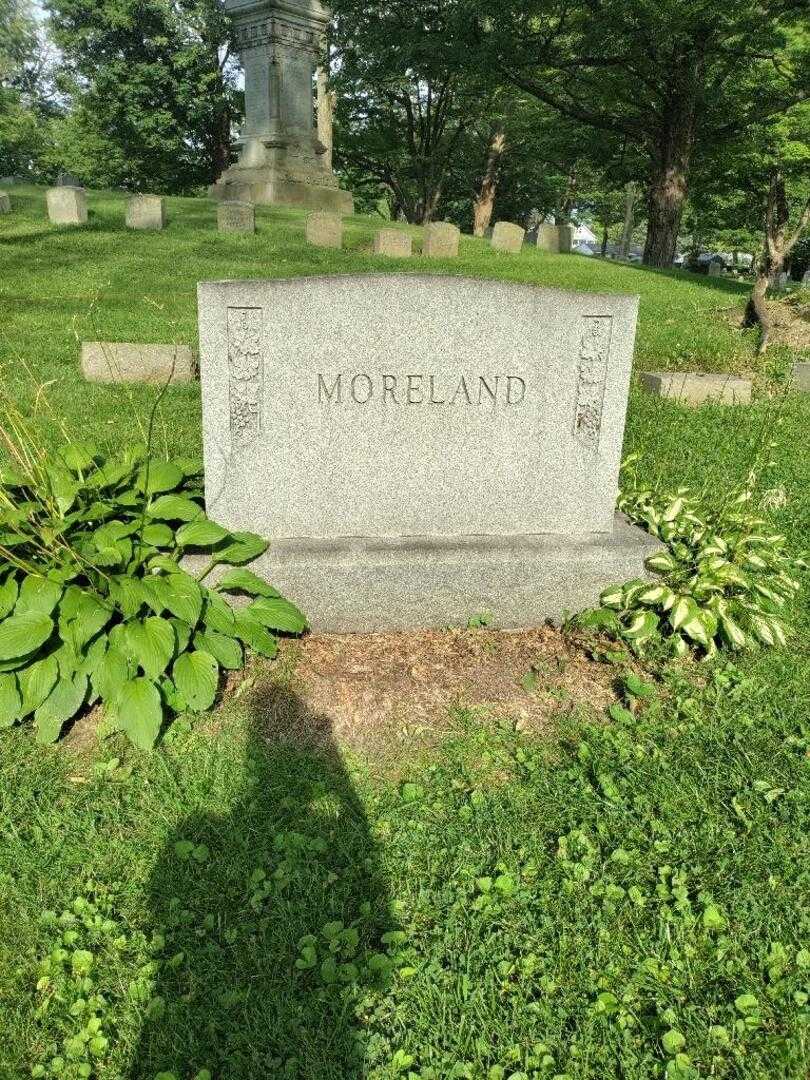 Roger G. Moreland's grave. Photo 4