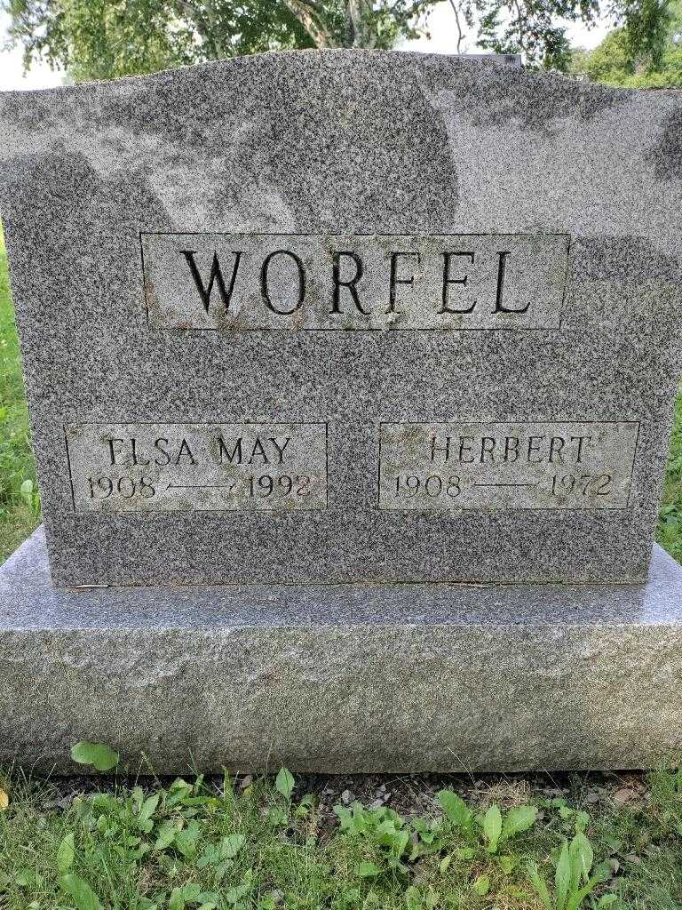 Elsa May Worfel's grave. Photo 3
