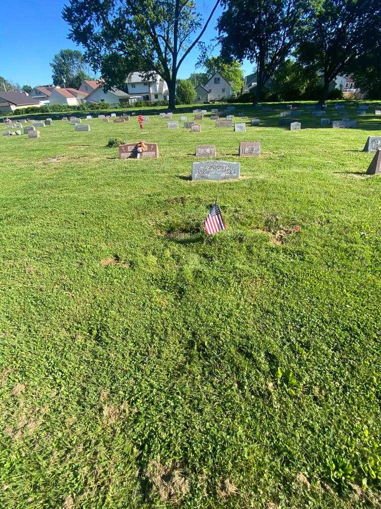 John R. Gronau Senior's grave. Photo 1