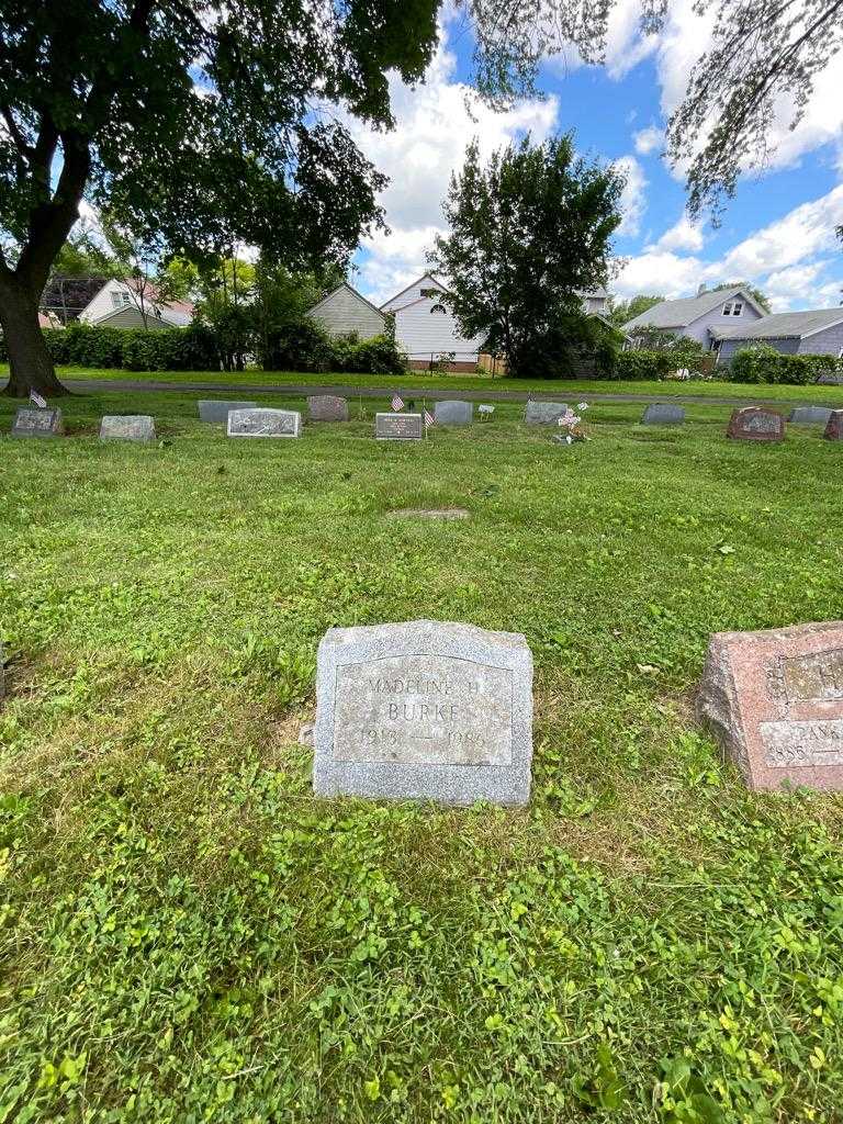 Kathleen Stewart's grave. Photo 1