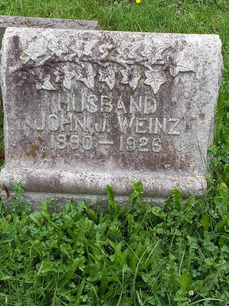 John J. Weinz's grave. Photo 3