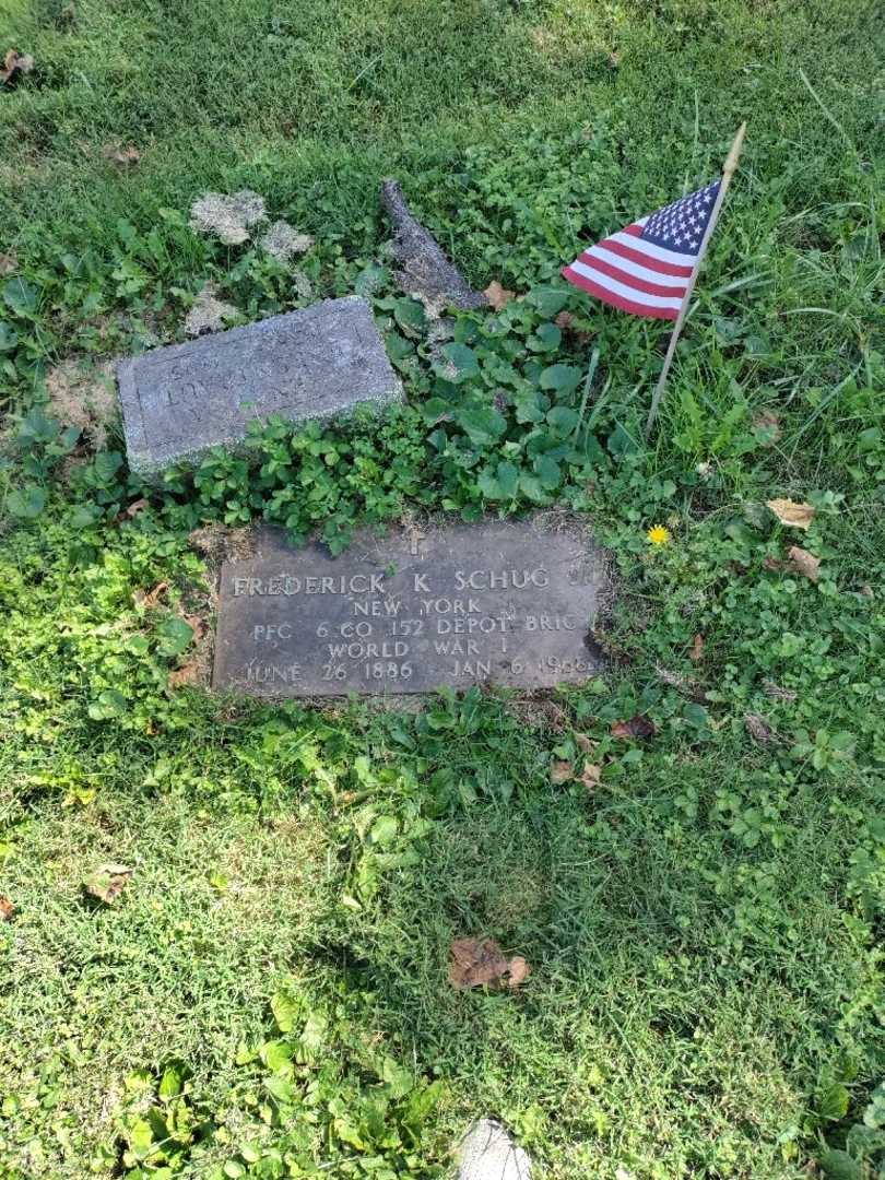 Frederick K. Schug Senior's grave. Photo 2