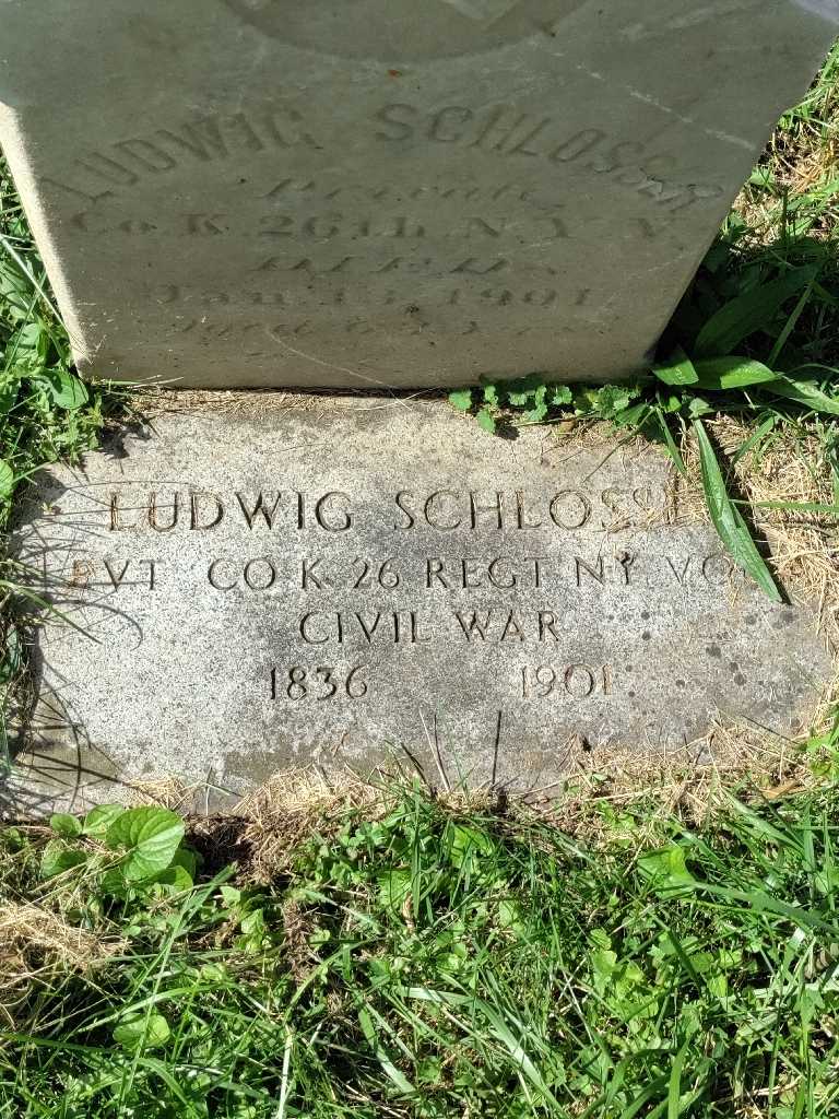 Ludwig Schlosser's grave. Photo 4