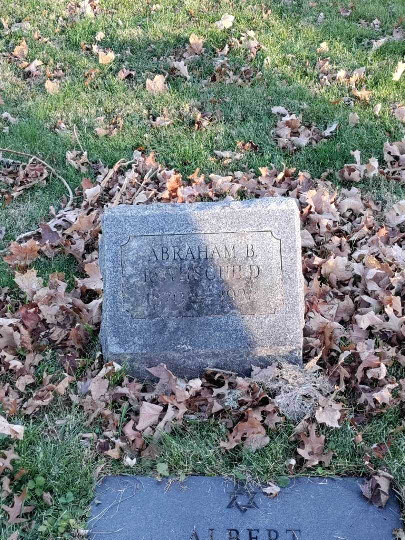 Abraham B. Rothschild's grave. Photo 2