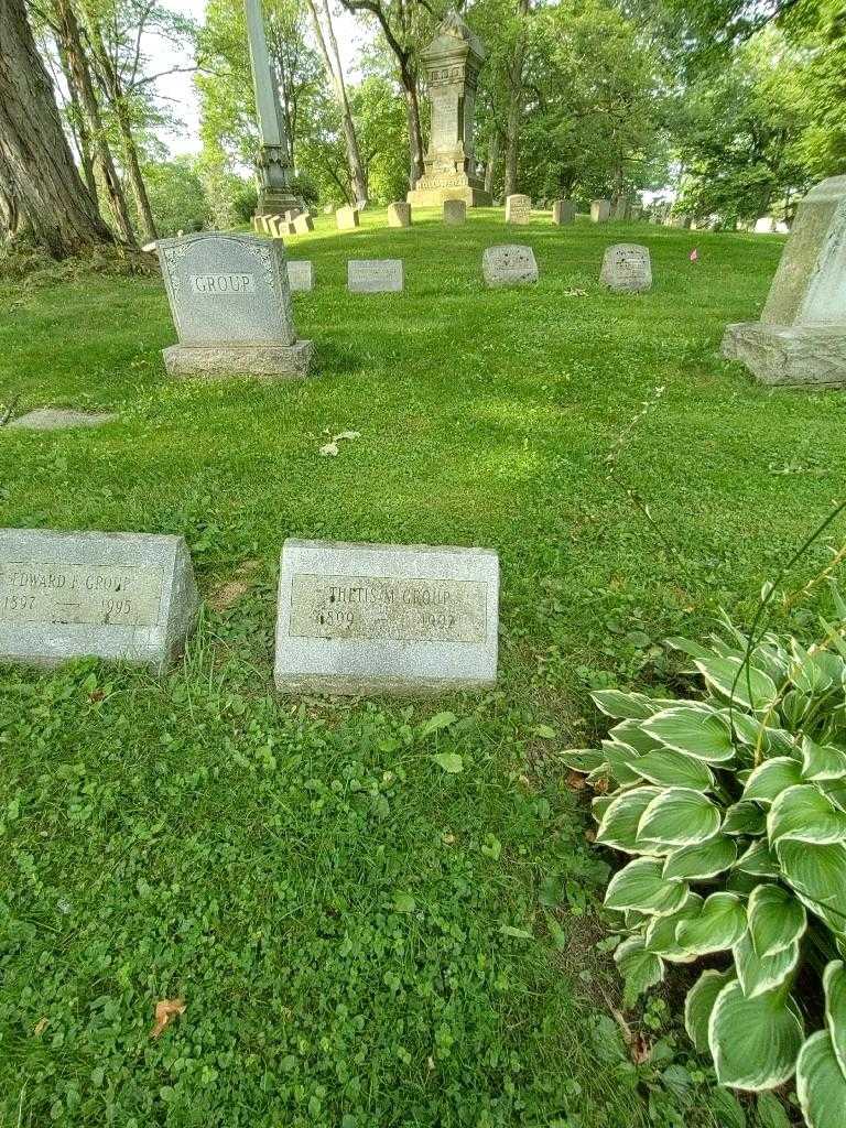 Thetis M. Group's grave. Photo 1