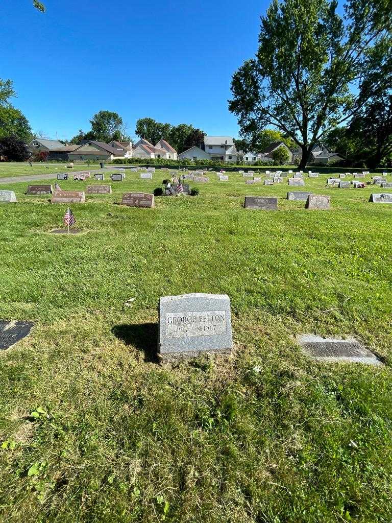 Margaret C. Glenn's grave. Photo 2