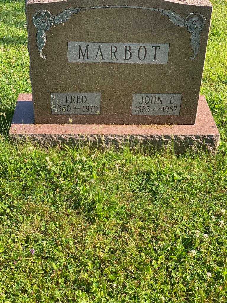 John E. Marbot's grave. Photo 3