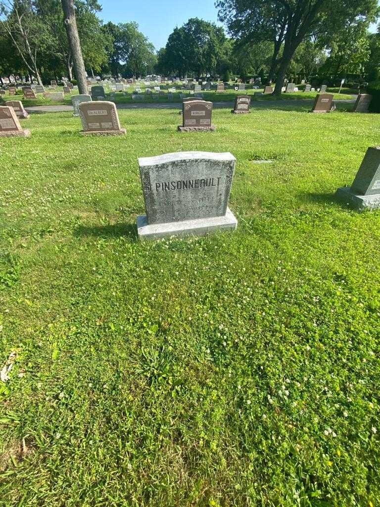 Pitt E. Pinsonneault's grave. Photo 1
