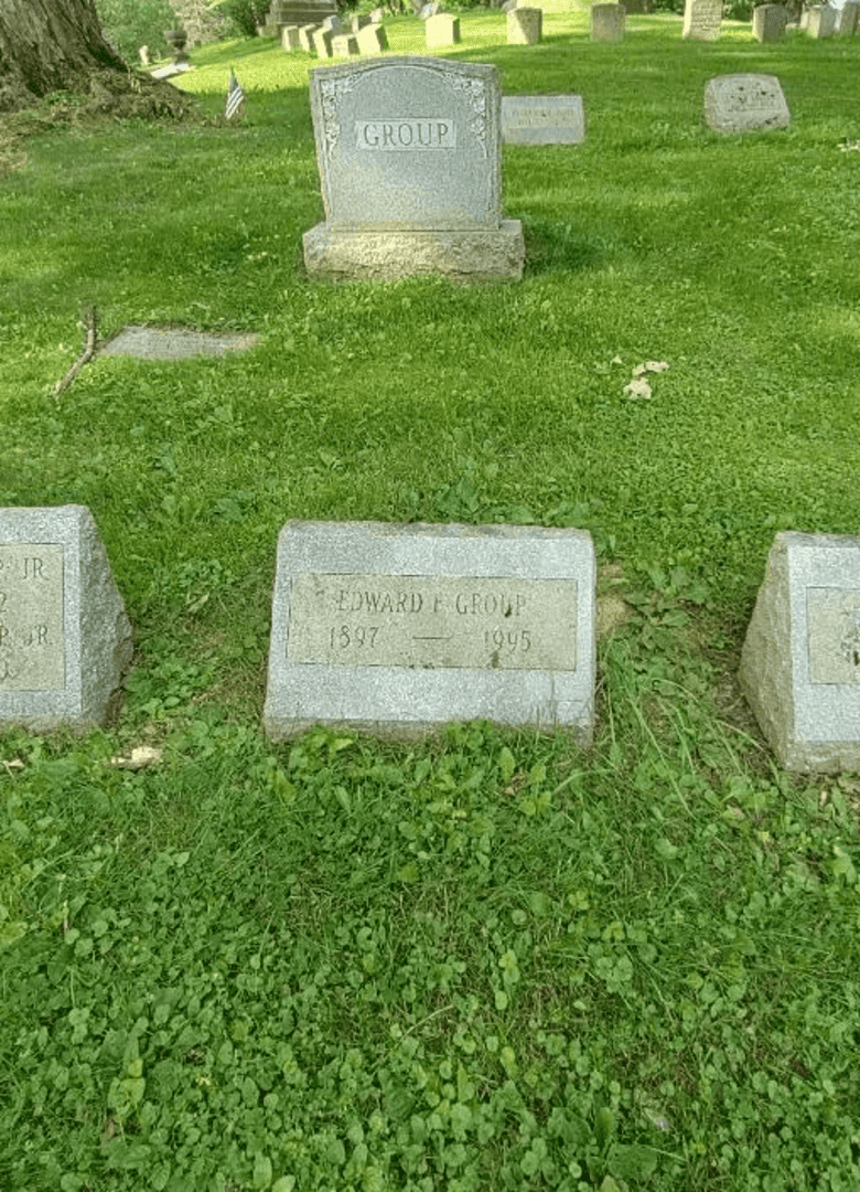 Edward F. Group's grave. Photo 3