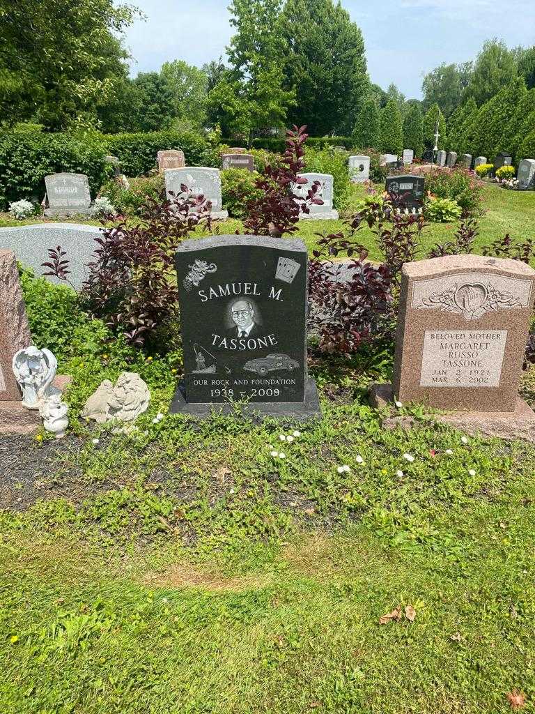 Samuel M. Tassone's grave. Photo 2