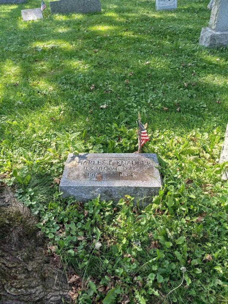 Charles Leroy Knauber's grave. Photo 2