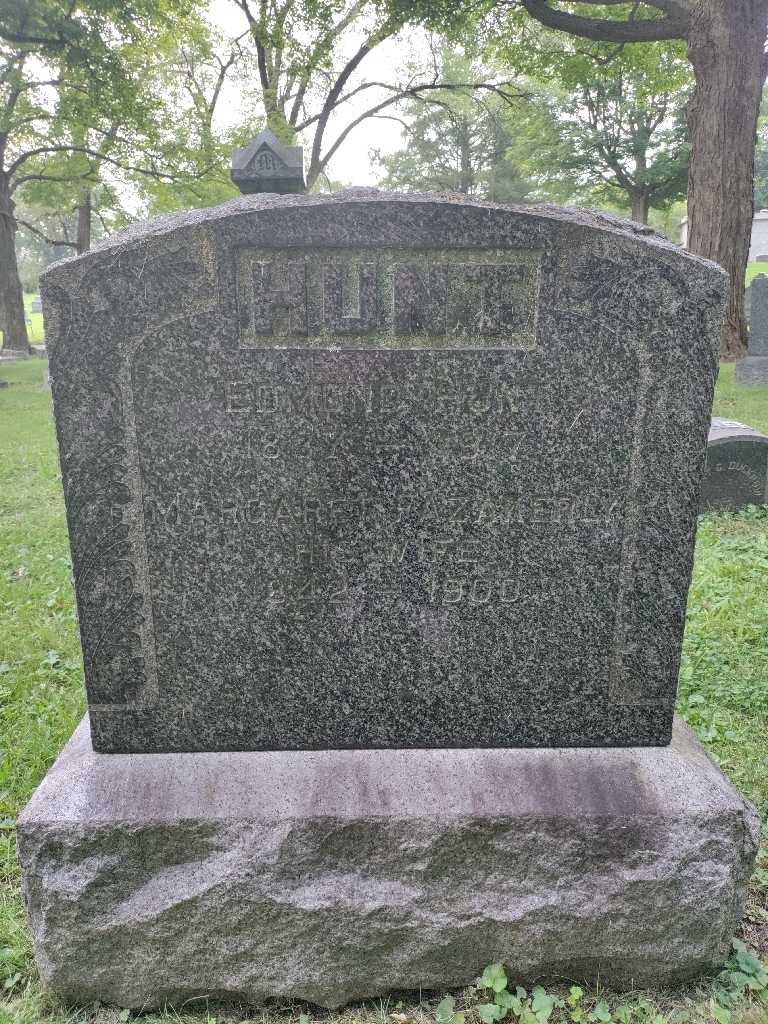 Edmund Hunt's grave. Photo 3