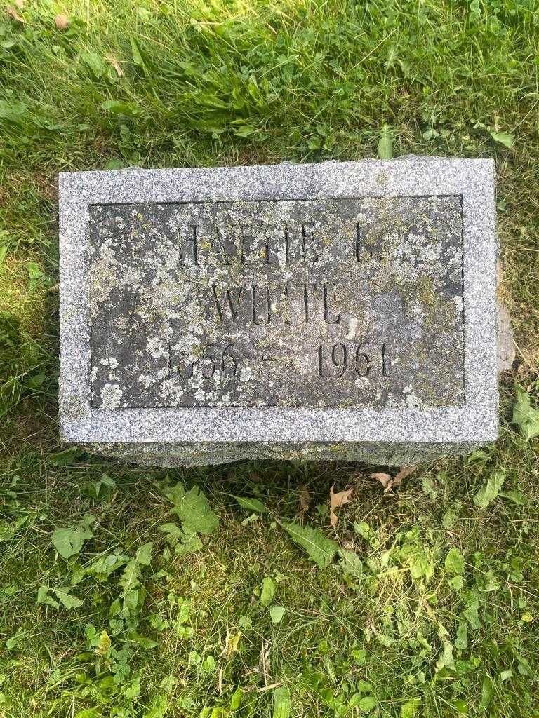 Hattie L. White's grave. Photo 3