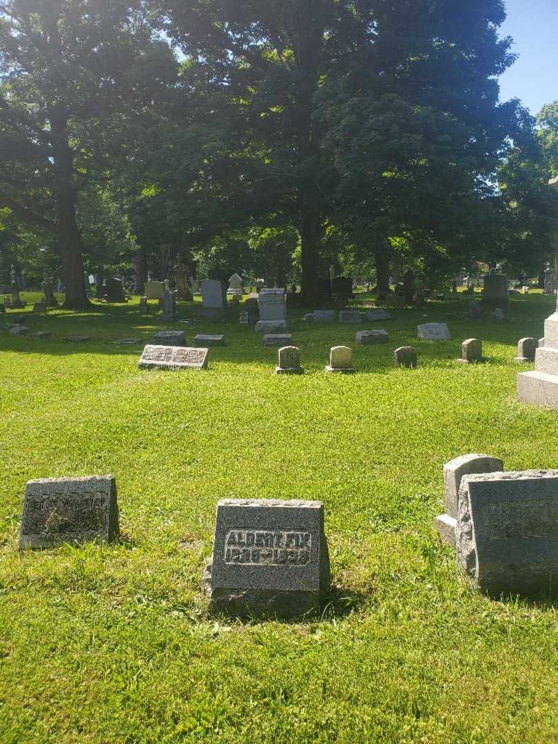 Albert F. Fix's grave. Photo 2