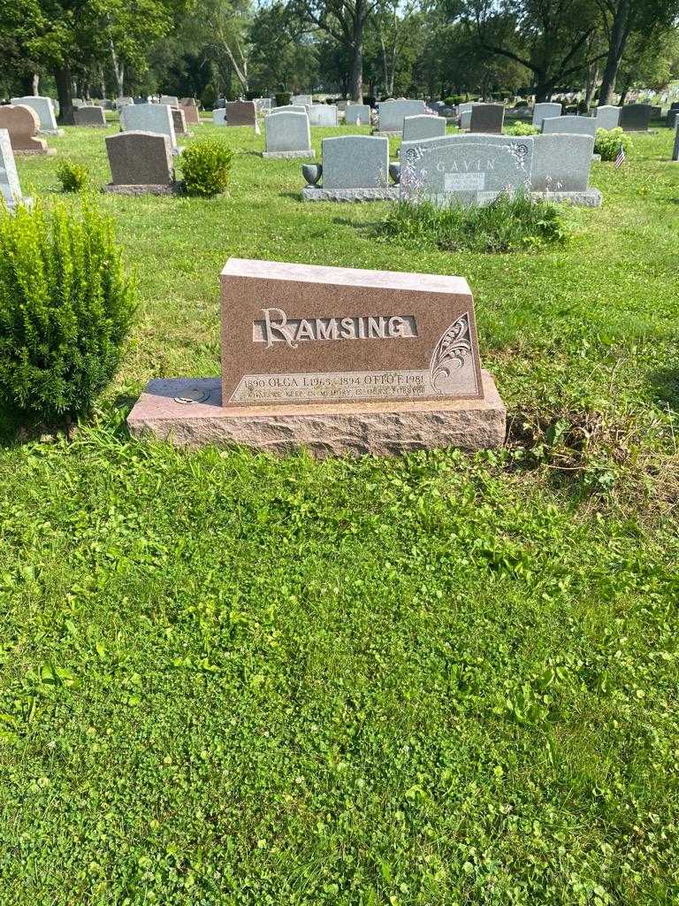 Olga I. Ramsing's grave. Photo 2