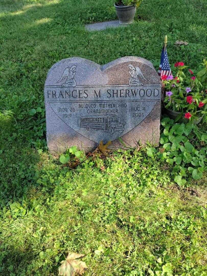 Frances M. Sherwood's grave. Photo 5