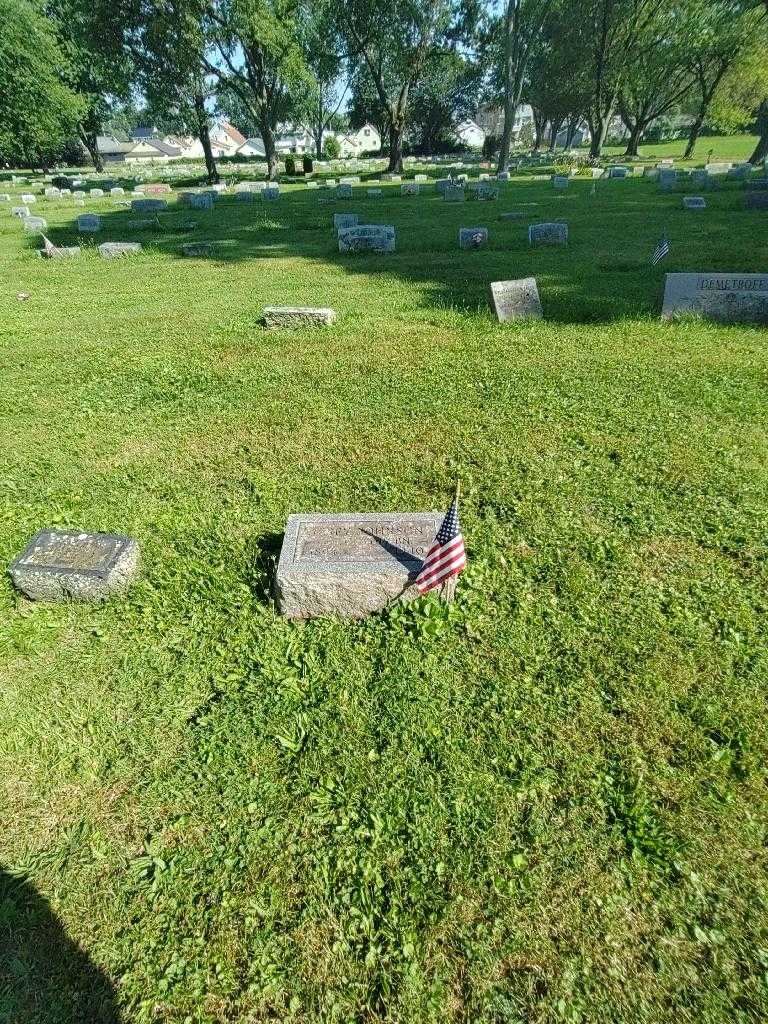 Jerry Johnson's grave. Photo 1