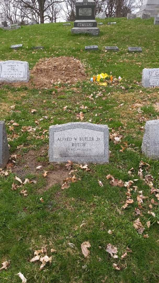 Alfred W. "Butch" Butler Junior's grave. Photo 2