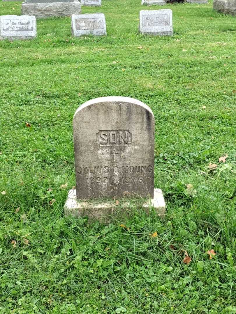 Julius G. Young's grave. Photo 2
