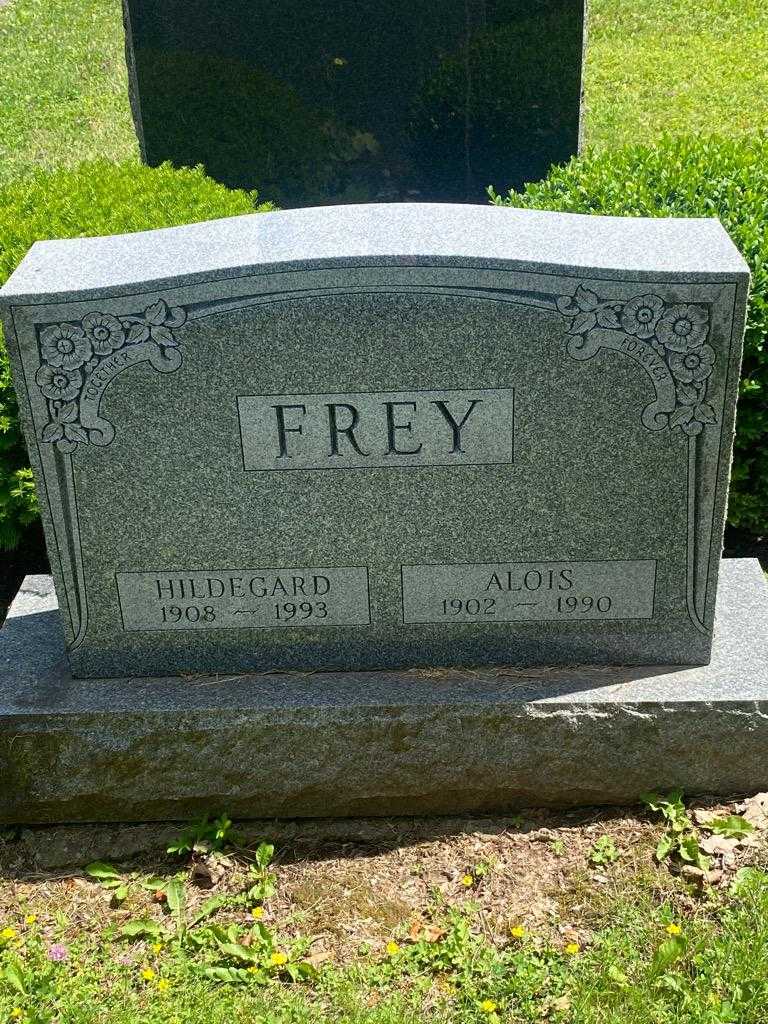 Hildegard Frey's grave. Photo 3